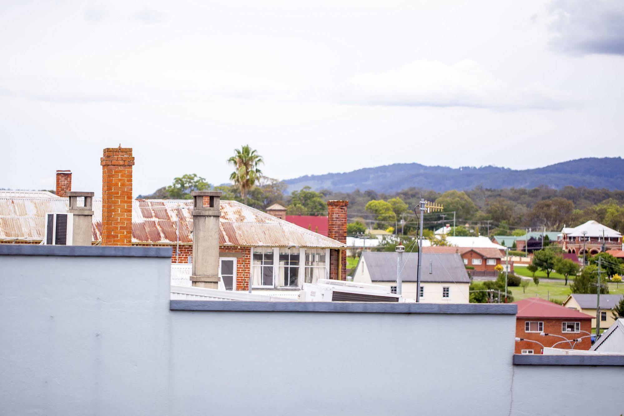 The Commercial Boutique Hotel Tenterfield Bagian luar foto